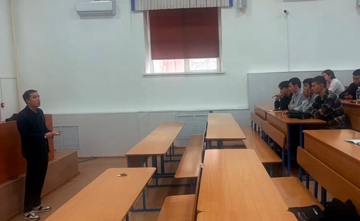 Esil University түлегімен кездесу