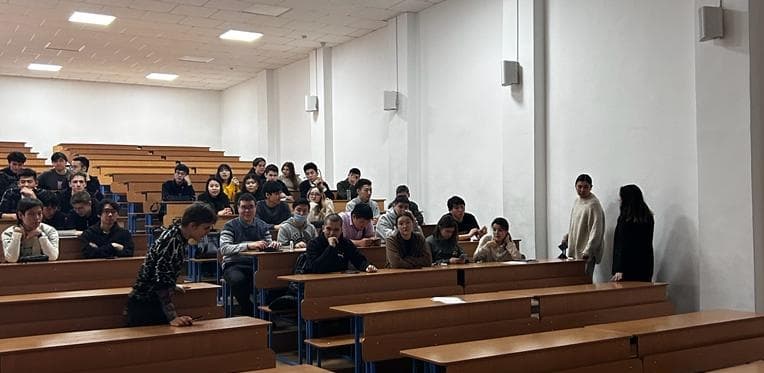 В Esil University прошел единый час добропорядочности и академической честности