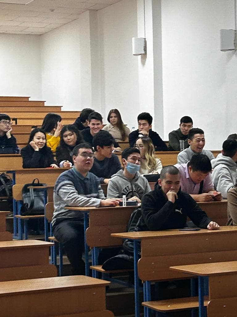 В Esil University прошел единый час добропорядочности и академической честности