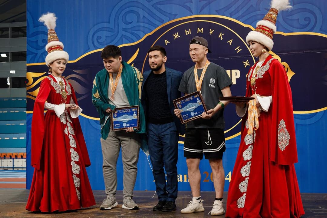 Esil University студенттері «ҚАЖЫМҰҚАН ЖОЛЫ-STUDENT CUP 2024» спартакиадасында күміс пен қола жүлделерді жеңіп алды