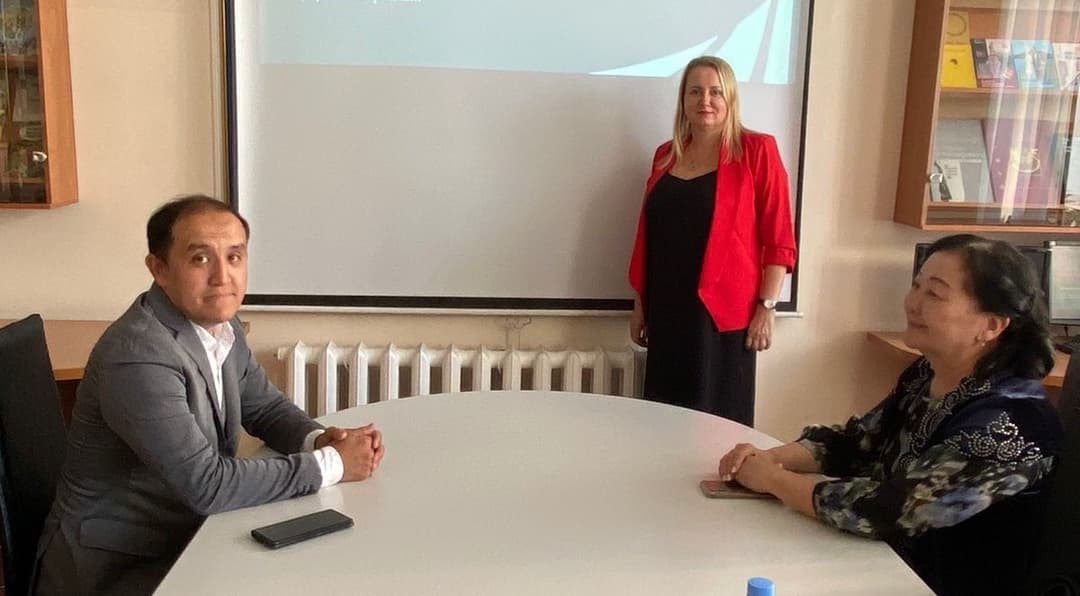 РФ үкіметі жанындағы қаржы университетінің профессоры Н.В. Капустинаның дәрісі