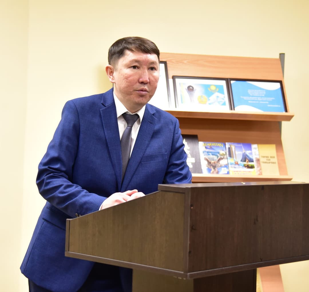 В Esil University состоялась встреча со студентами с целью организации отбора в проект «Школа молодых государственных служащих».