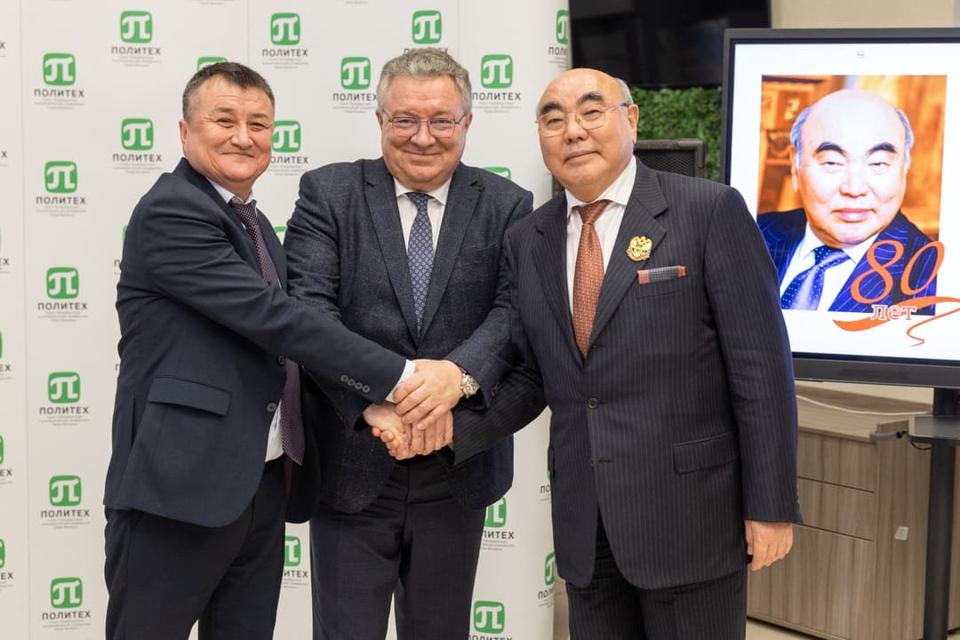 Esil University ректоры Аяпберген Алданайұлы Санкт-Петербургте өткен халықаралық ғылыми конференцияға қатысты