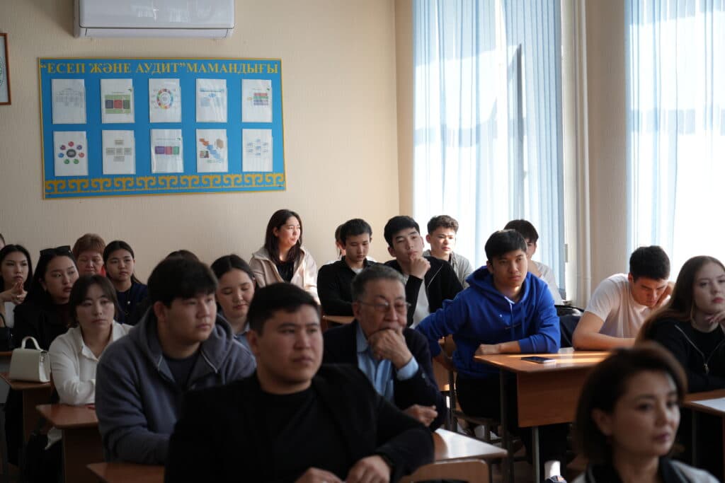 A Round Table with Representatives of the Bureau of National Statistics Was Held