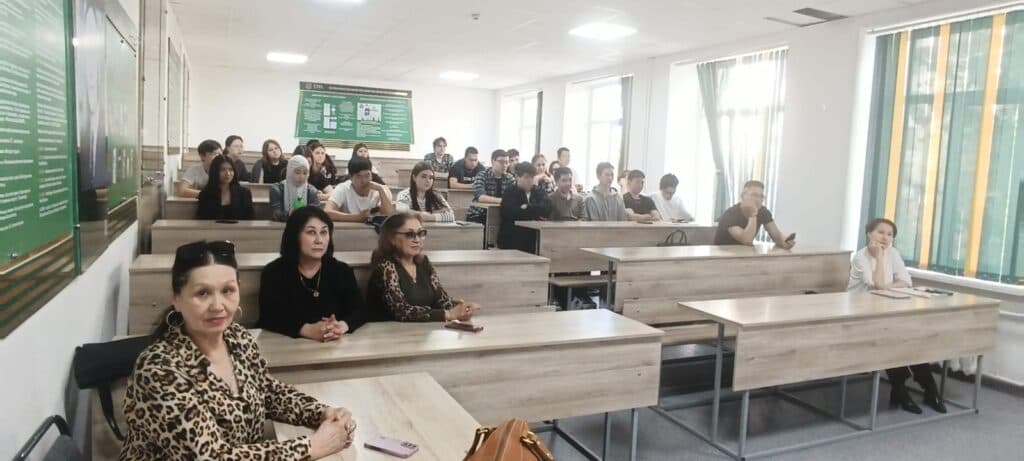 A Training Seminar on Interview Preparation Was Held at the Department of Finance