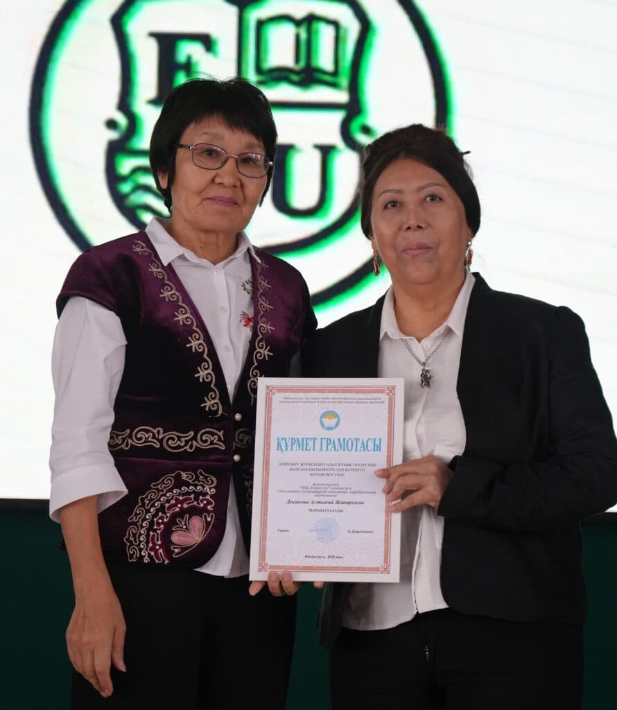 Esil University Faculty Were Honored with a Concert and Awards