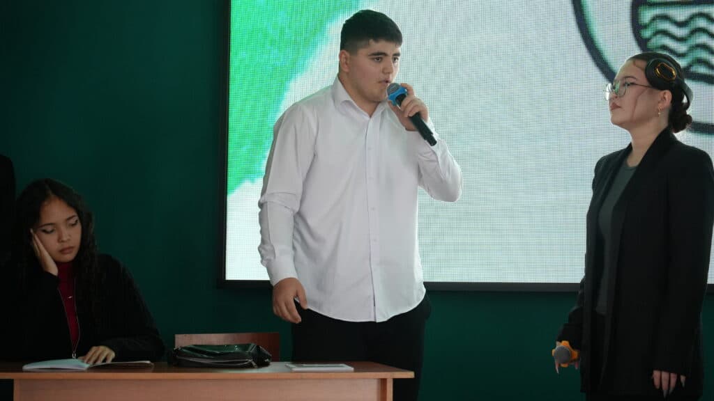 Esil University Faculty Were Honored with a Concert and Awards