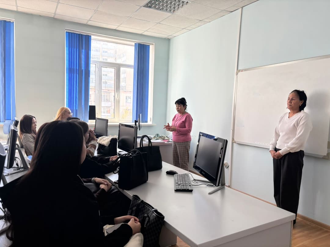 Esil University-де «Қауіпсіздік — өміріміздің кепілі» тақырыбында кураторлық сабақ өтті