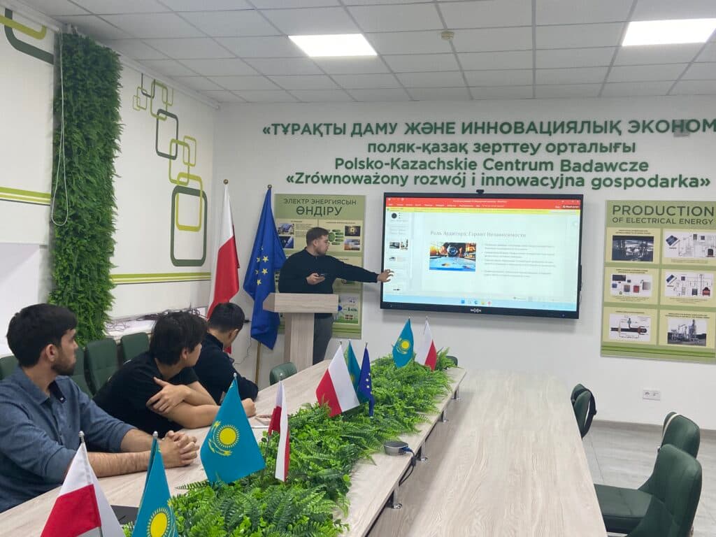 The Research Seminar ‘The Current State of Accounting and Auditing in the Context of Digitalization’ Was Held at the University