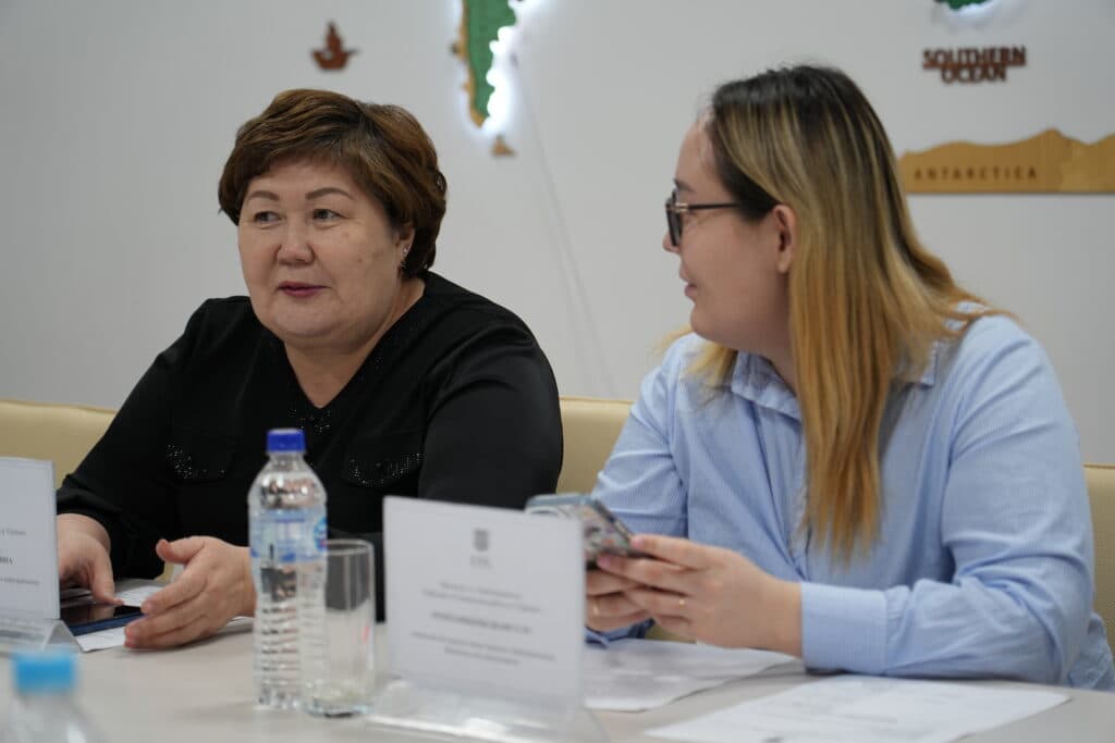 A Round Table of the Social Work Educational Program