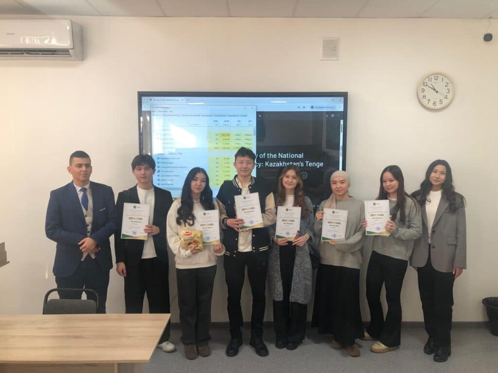 Esil University-де ҚР Ұлттық валюта күніне орай викторина өтті