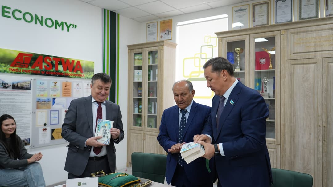 Esil University-де түрік басылымының «Міржақып Дулатұлы. Нартұлға» кітабының тұсаукесері