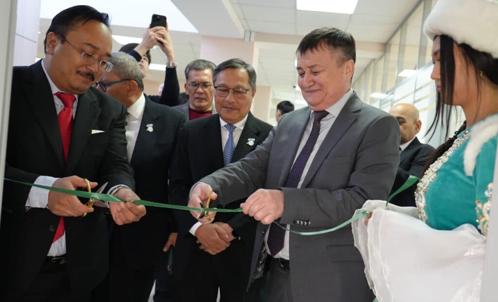 Esil University and Open University Malaysia Launch the First International Center in Kazakhstan