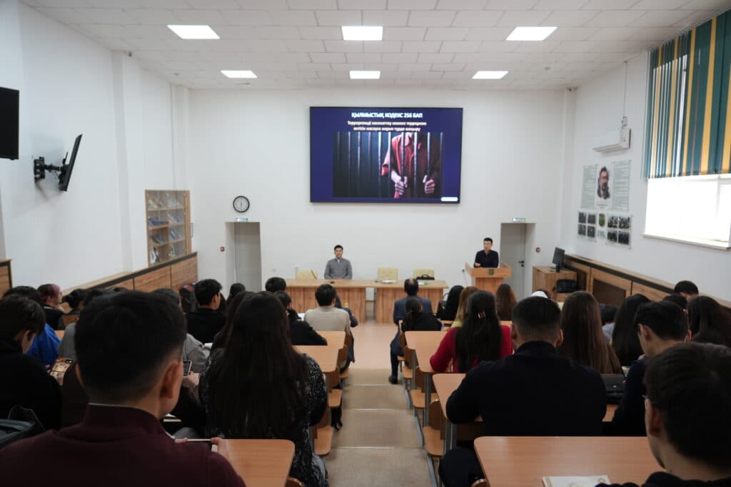 A Meeting with a Religious Studies Scholar from the ‘Qamqor-Astana’ Foundation Was Held at Esil University