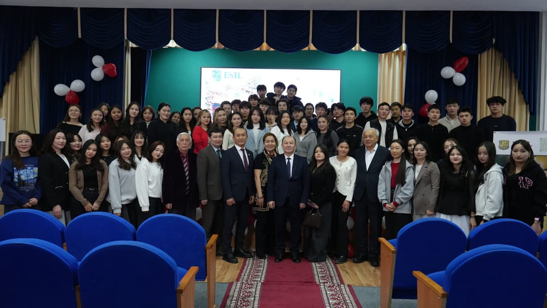 Esil University-де «Ұлы көшке – 35 жыл!» мерекелік іс-шарасы өтті
