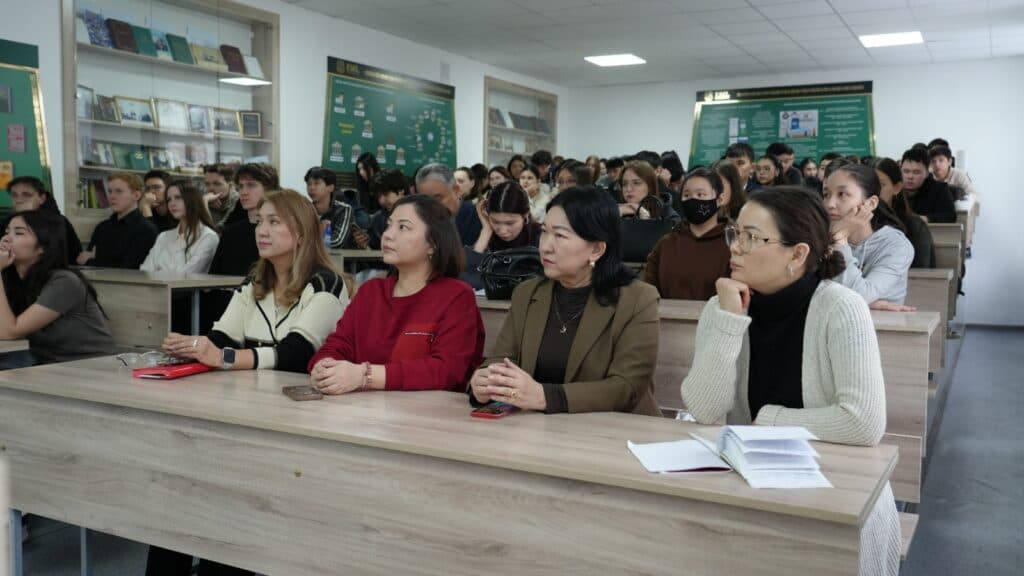 A Guest Lecture on ‘The History of Capitalism’ Was Held at Esil University