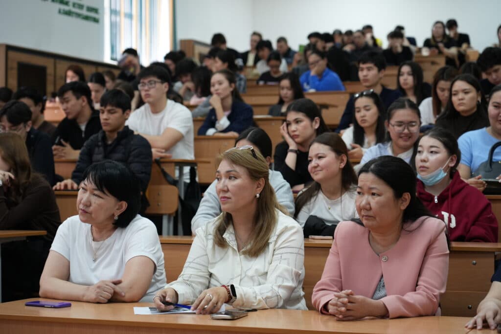 Esil University Held a Guest Lecture on ‘Social Entrepreneurship as a New Trend’