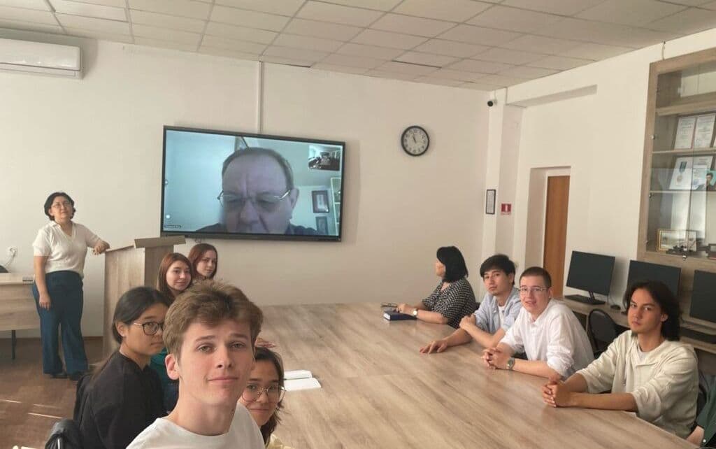 Esil University-де жасыл экономика бойынша қонақ дәріс ұйымдастырылды