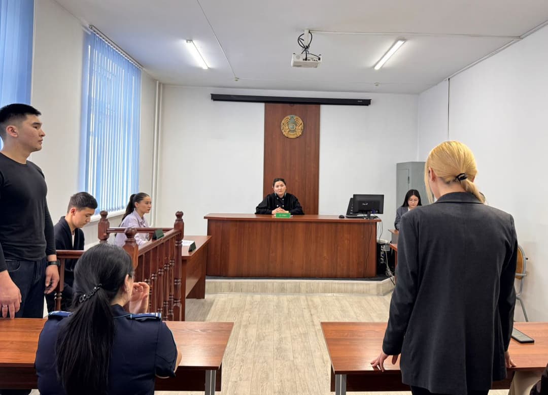 Болашақ заңгерлер сот процестерін модельдеуді өткізді
