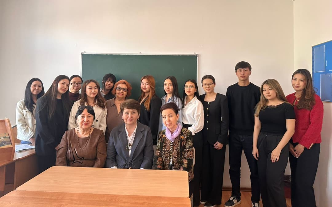 Студенты Esil University познакомились с авторами учебников по русскому языку