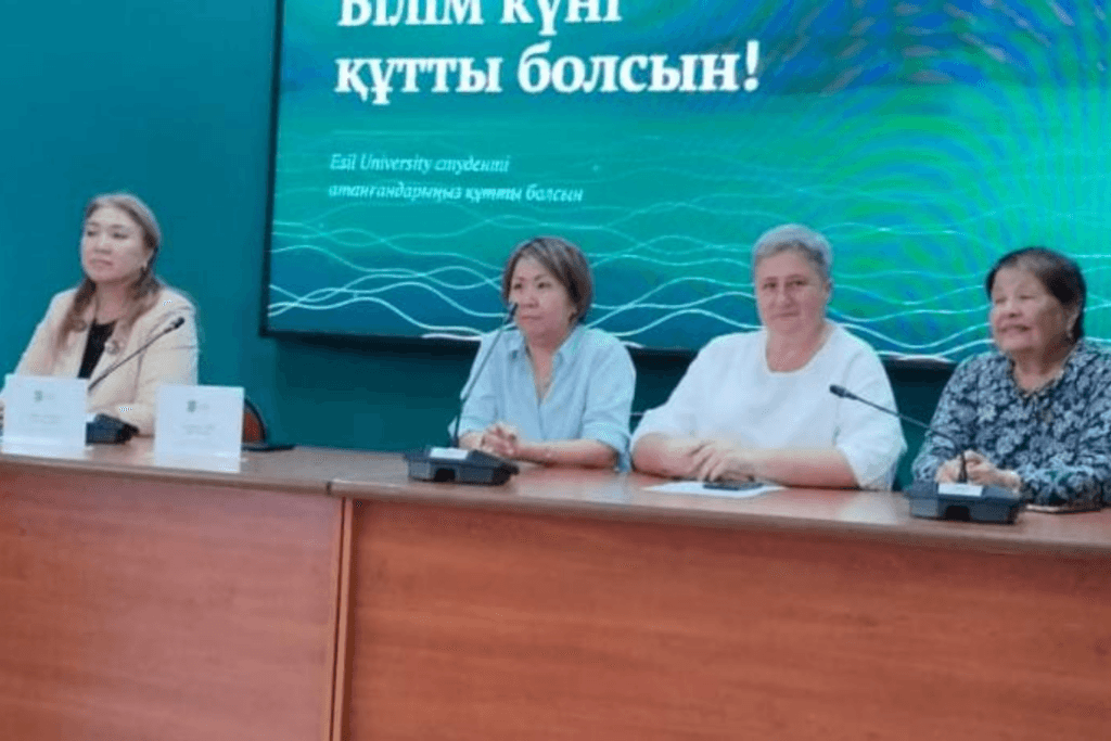 Ознакомительная неделя для студентов 1 курса образовательных программ «Учет и аудит» и «Статистика»