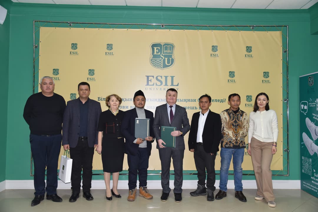 Esil University Silk Road Research Network-пен меморандумға қол қойды