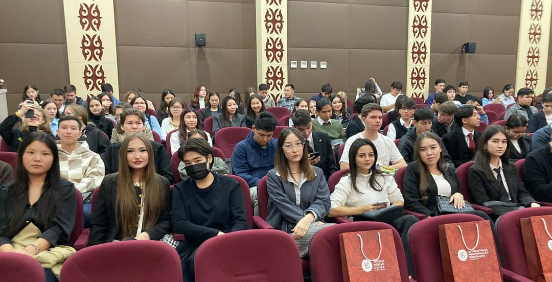 «Esil University» студенттері V Дүниежүзілік көшпенділер ойындары аясында өткен «Көшпенділер: тарих, білім, тағылым» халықаралық ғылыми-практикалық конференциясына қатысты