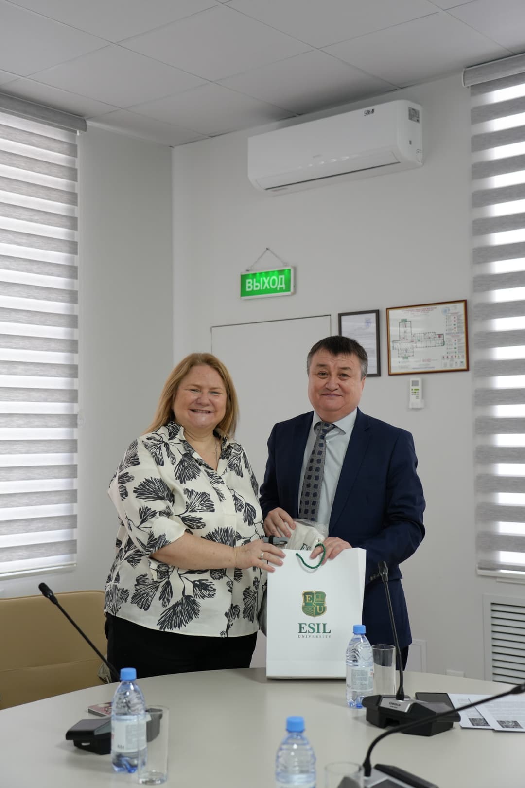 Esil University-де үшінші миссия аясында университеттердің беделі талқыланды