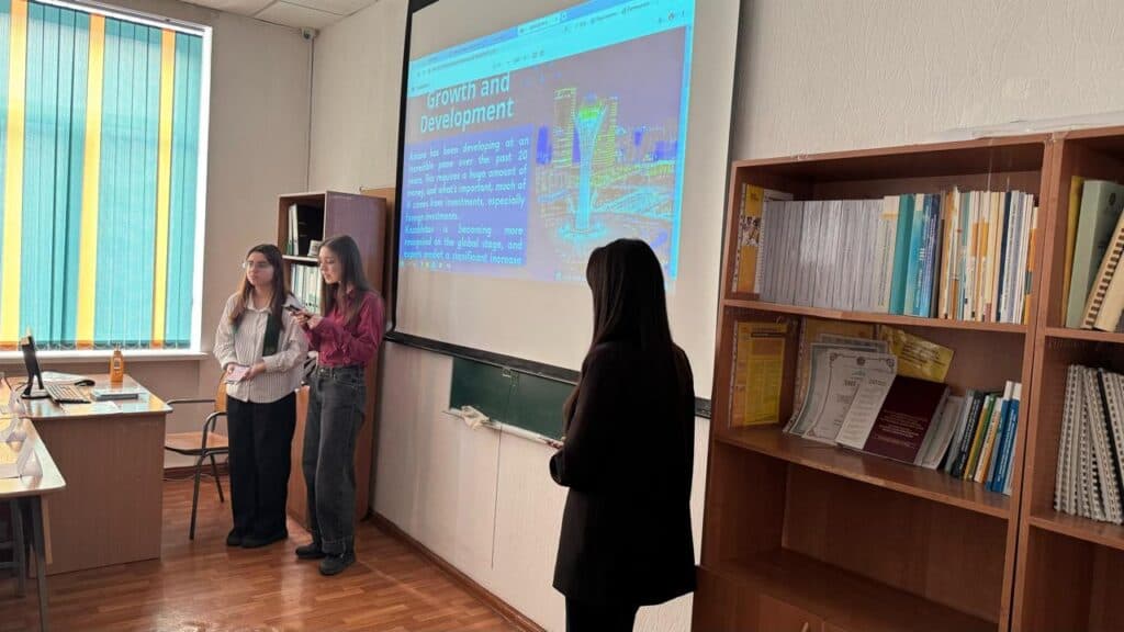 Esil University-де «Business Negotiations» тақырыбында дөңгелек үстел өтті