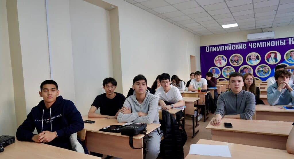 Esil University-де қылмыстық процесті цифрландыру туралы қонақ дәріс