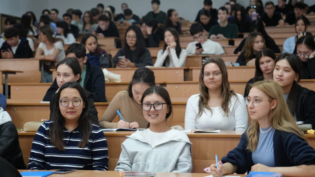 A Guest Lecture on the Prevention of Influenza and Acute Respiratory Infections
