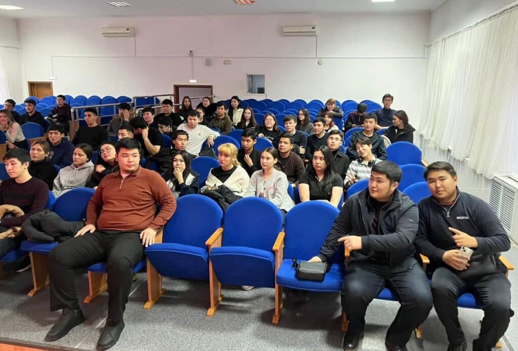 A Curator Session on ‘Academic Integrity’ Was Held at Esil University