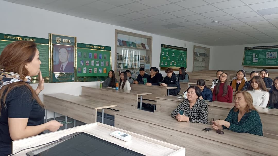 №98 мектеппен кәсіптік бағдар беру кездесуі