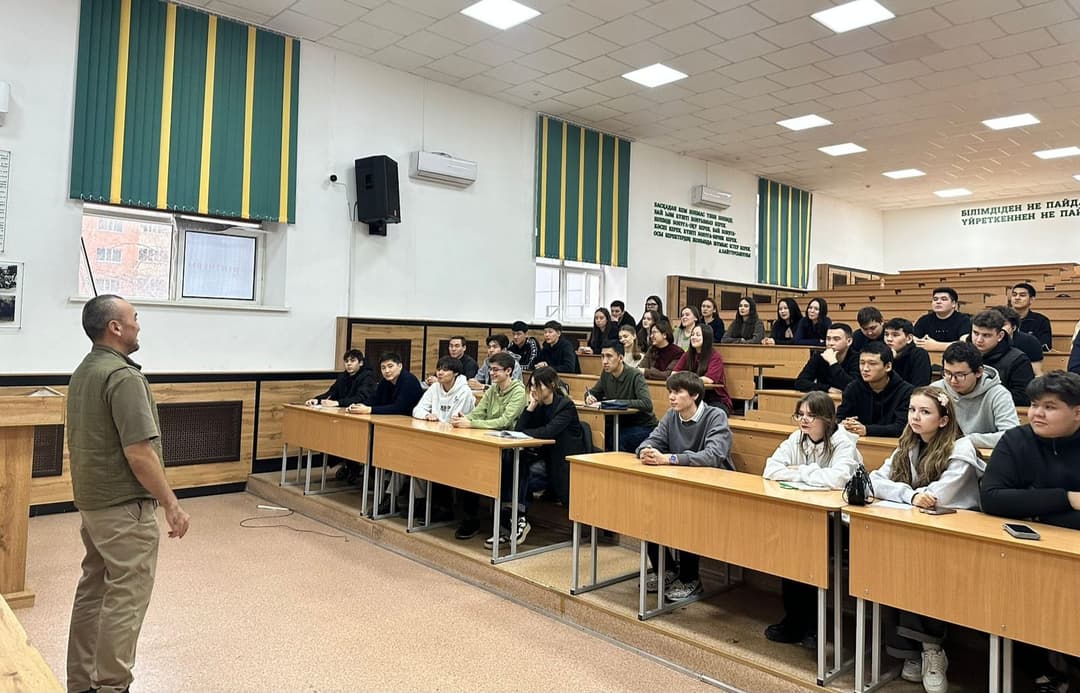 Кураторлық сағат: «Қазақстан балалары» тұжырымдамасы аясында құқықтық мәдениетті қалыптастыру