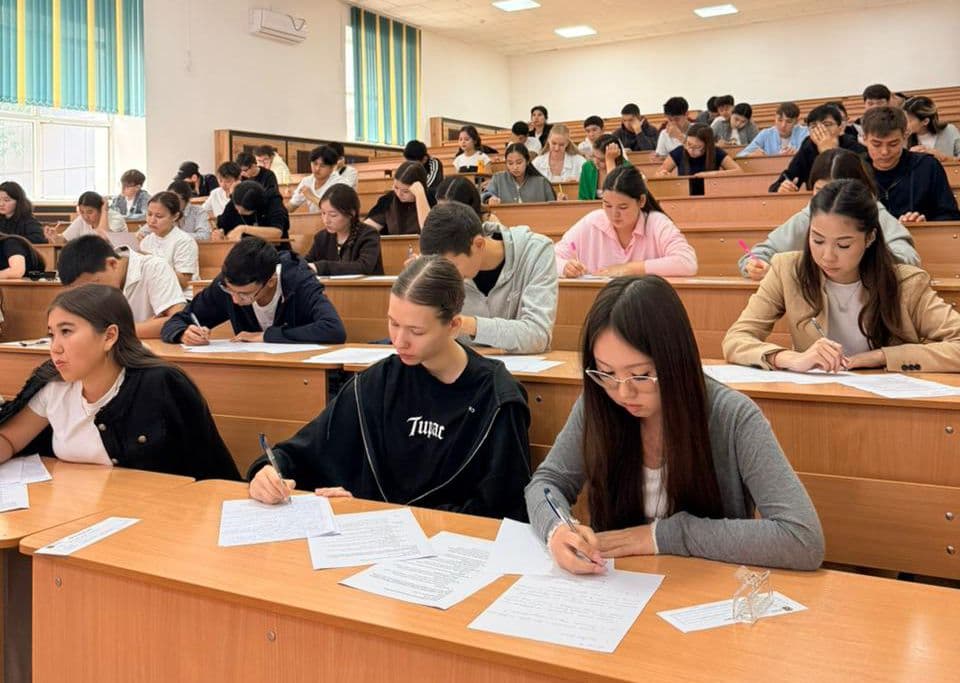 Esil University-де магистранттарға арналған ақпараттық-консультациялық іс-шара өткізілді