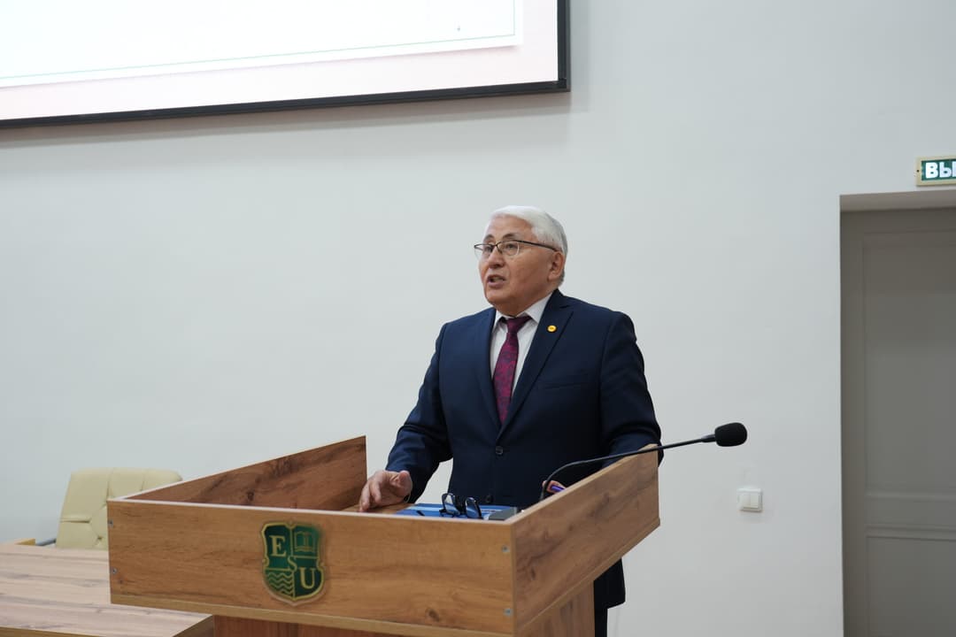 Болашақ заңгерлер жаңа Конституцияның негізгі нормаларын талқылады