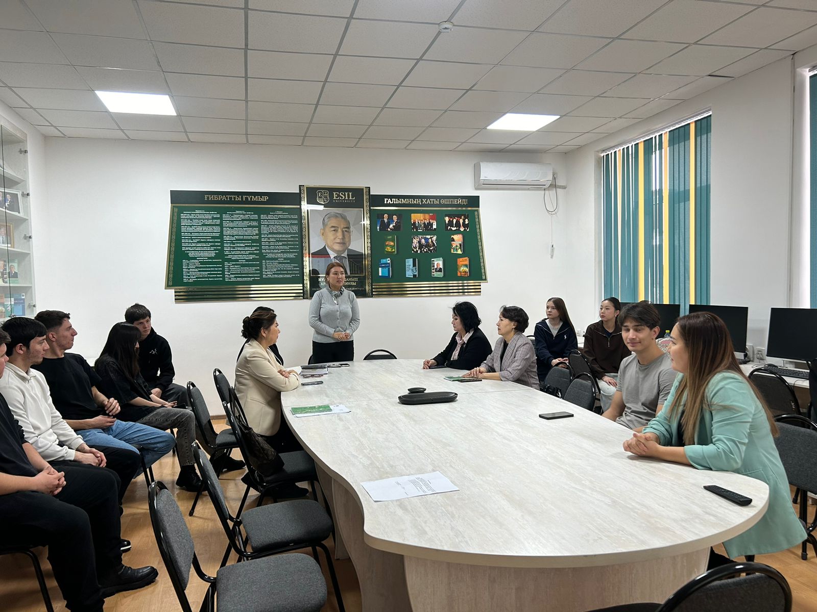 Кафедра «Финансы» провела неделю, посвящённую Дню национальной валюты