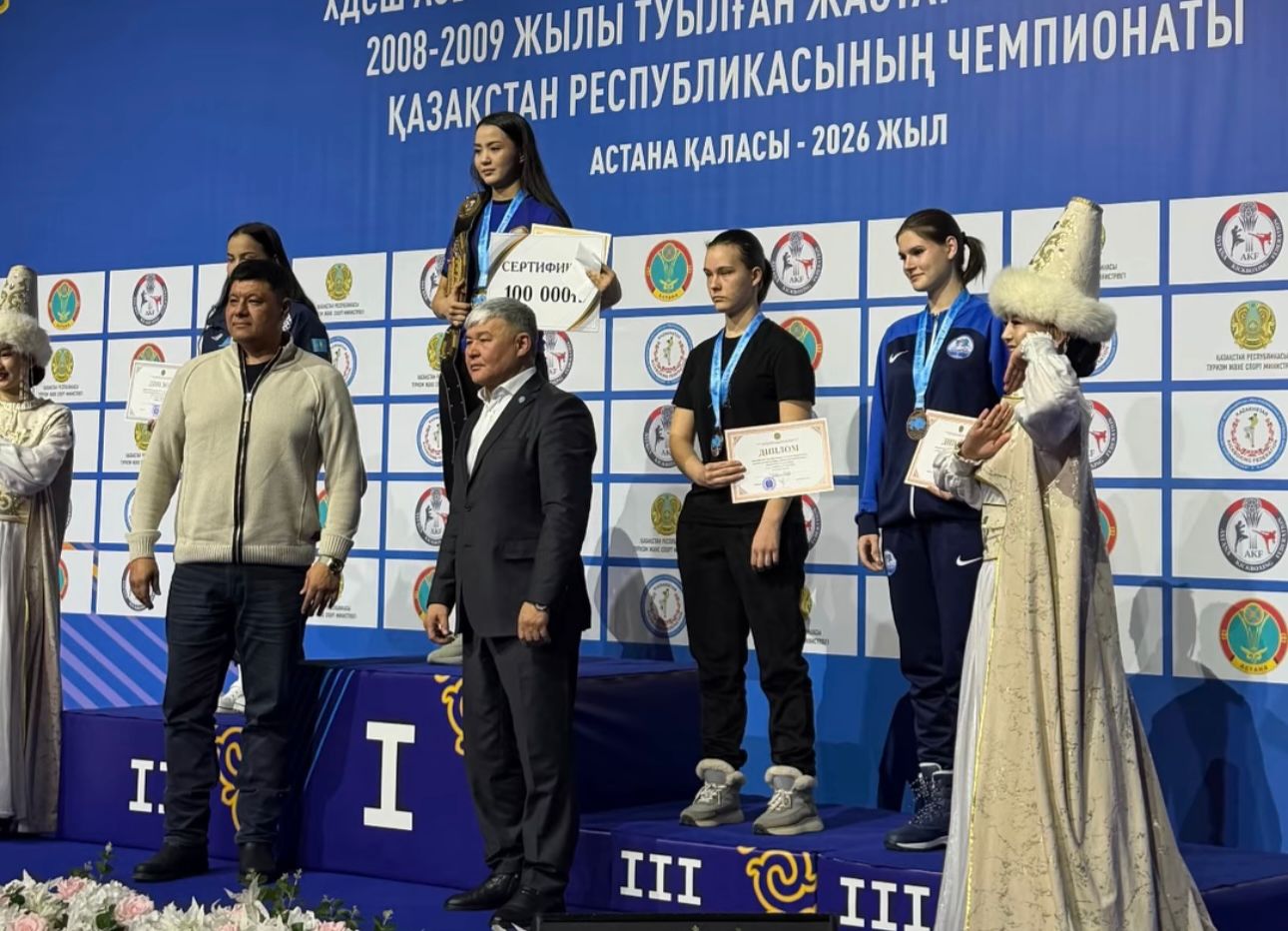 Студентка Esil University завоевала золото чемпионата Казахстана по кикбоксингу