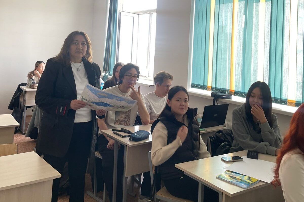 «Әлеуметтік жұмыс және туризм» кафедрасындағы кураторлық сағат: үлгерім, практика және студенттердің жетістіктері